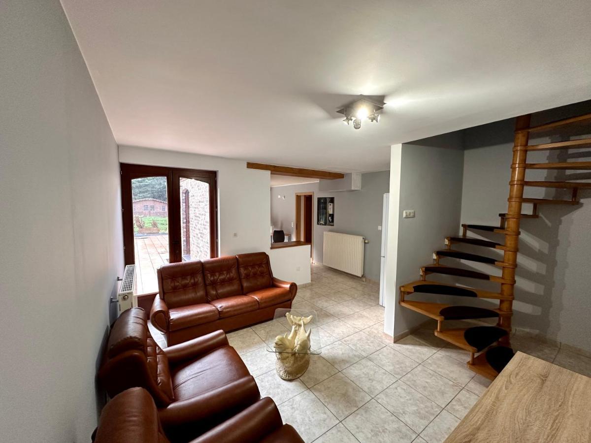 Chambre Et Sdd Privees Dans Une Maison Partagee Avec Des Residents Mons Exteriör bild