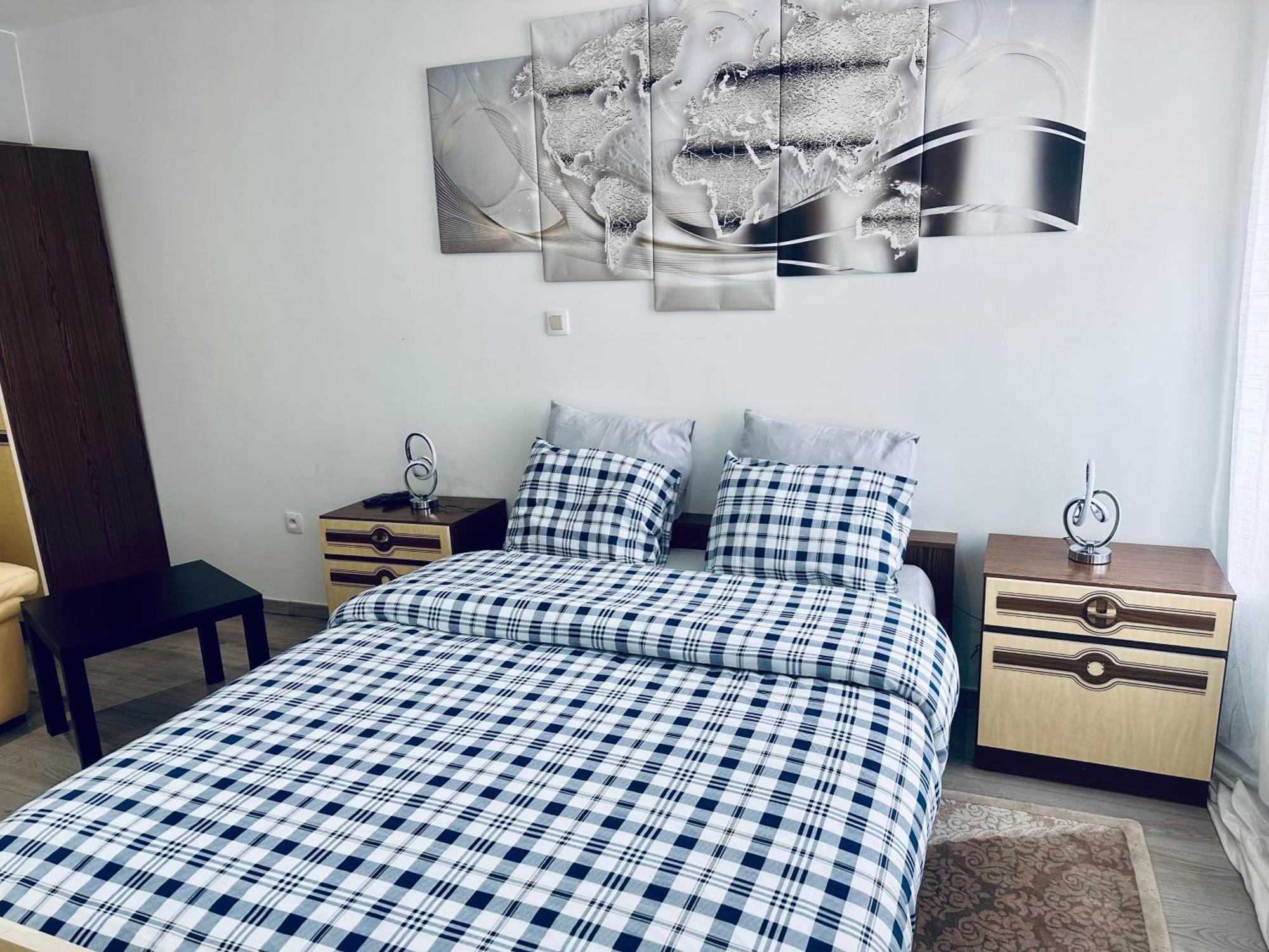 Chambre Et Sdd Privees Dans Une Maison Partagee Avec Des Residents Mons Exteriör bild